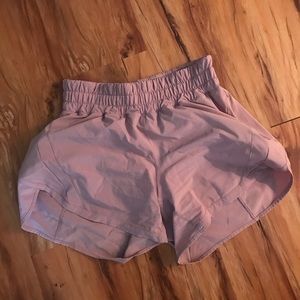 lululemon tracker shorts